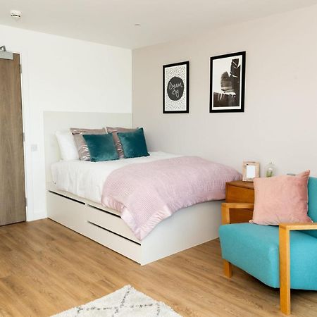 Chic Apartments And Studios At The Point In Aberdeen Eksteriør billede