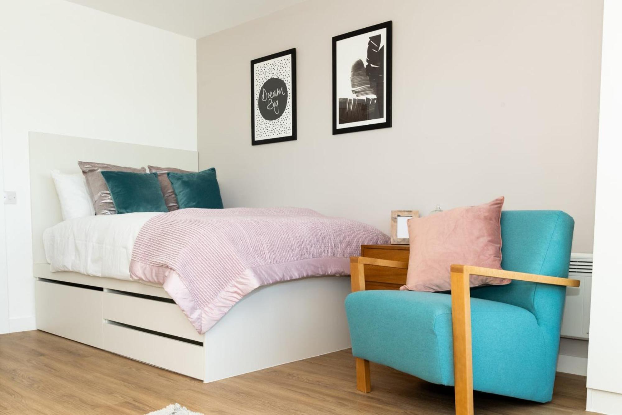 Chic Apartments And Studios At The Point In Aberdeen Eksteriør billede